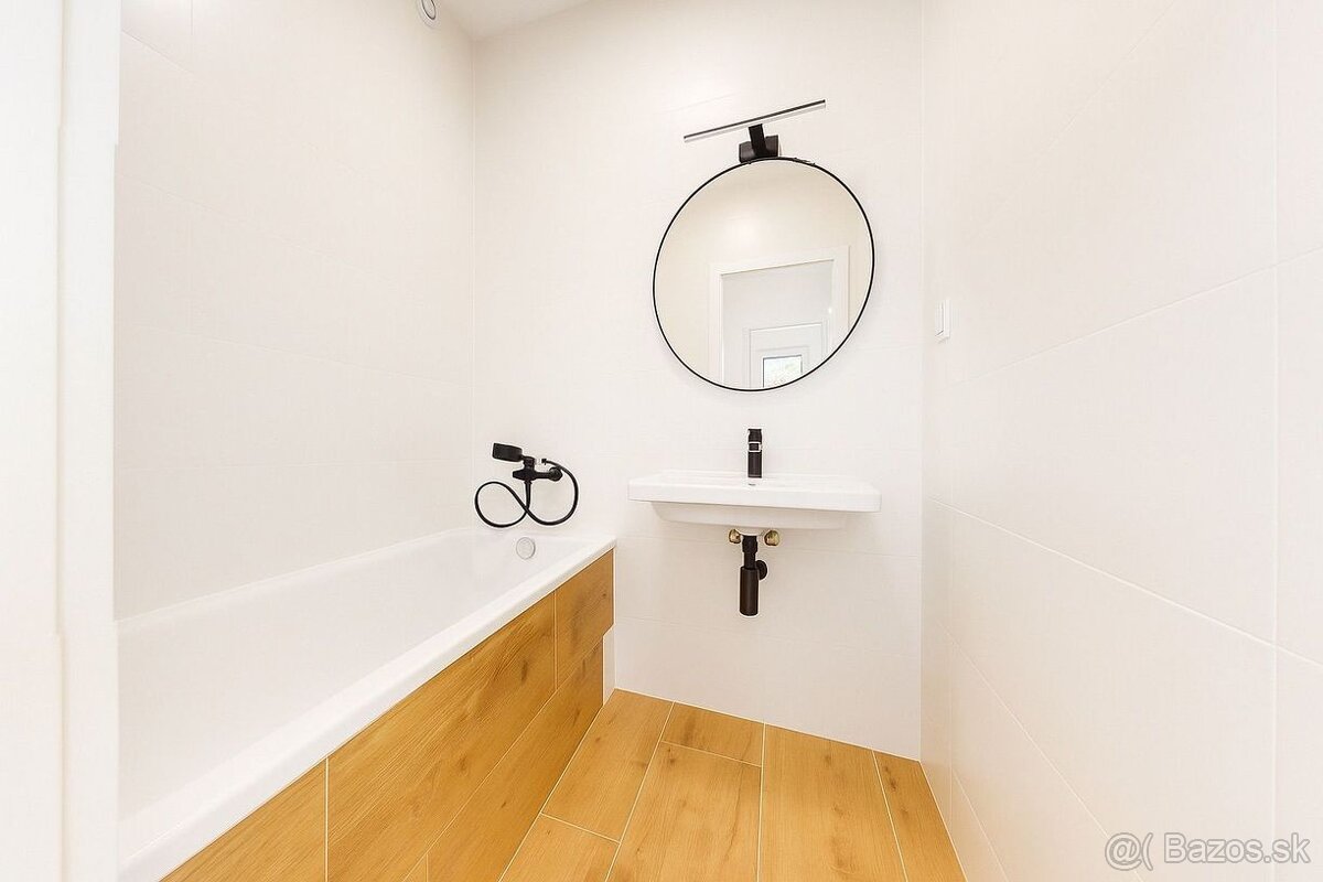 3-izbový byt po kompletnej rekonštrukcii na Púpavovej ulici, - 11