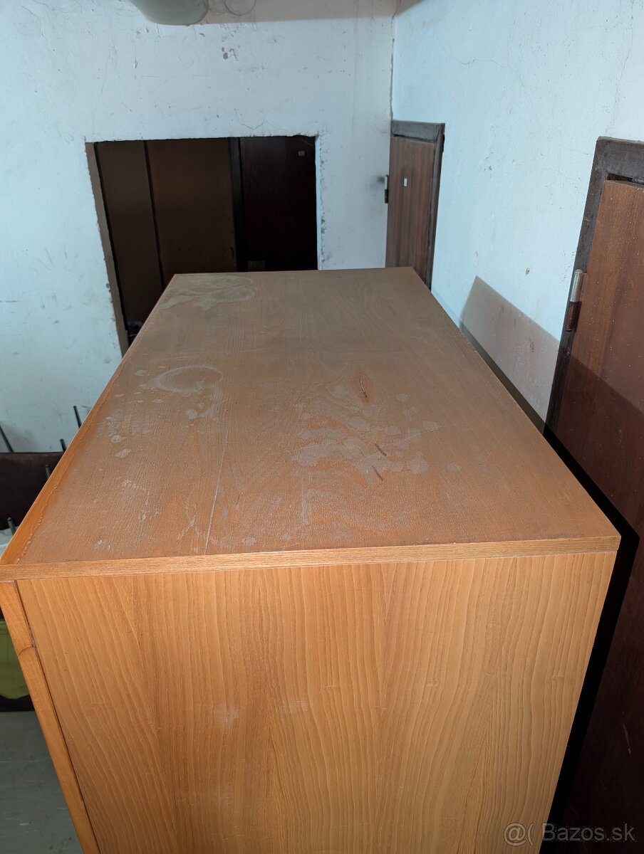 Skriňa Tatra nábytok Pravenec retro starožitnosť - 11