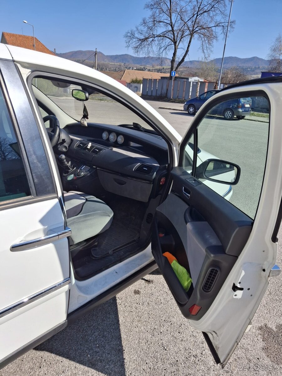 Predám citroen c8. - 11