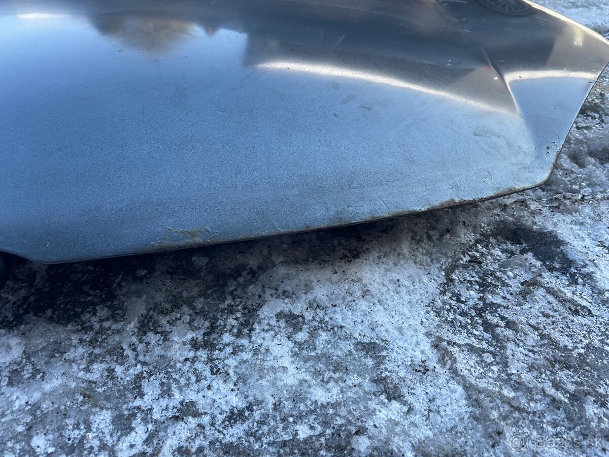 Golf 5 predné blatníky/Predna kapota - 11