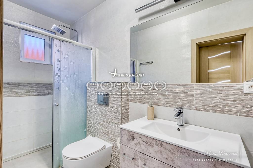 5-izbová novostavba rodinného domu v obci Hrnčiarovce - 11