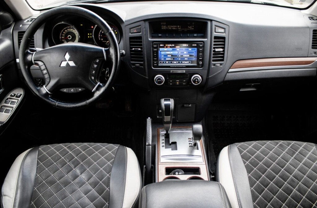 Mitsubishi Pajero 3.2 DI-D, 147kW (2011) - 11