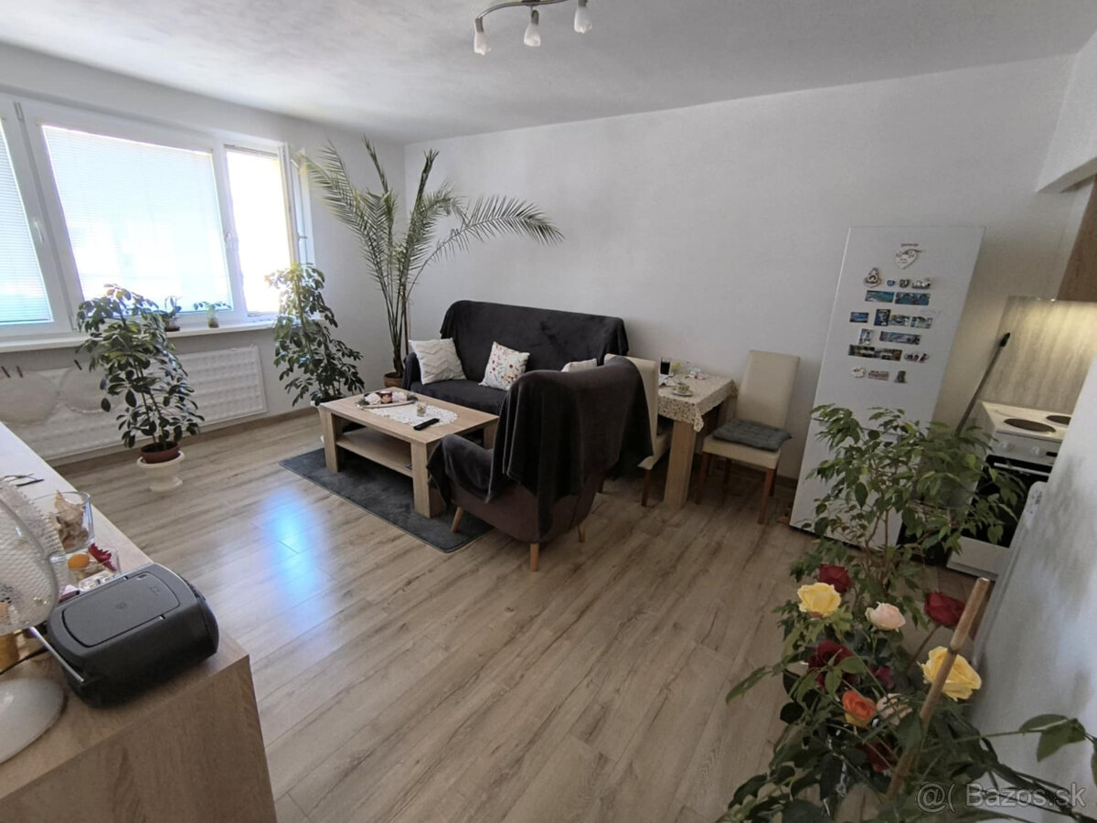 ‼️ MODERNÝ 2 IZBOVÝ BYT NA PREDAJ, PARTIZÁNSKE - PO REKONŠT - 11