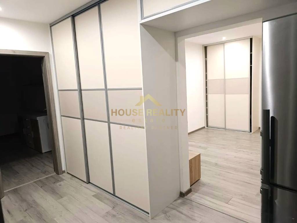 Prenájom moderný 3 izbový byt, Šustekova ul, Bratislava V. P - 11