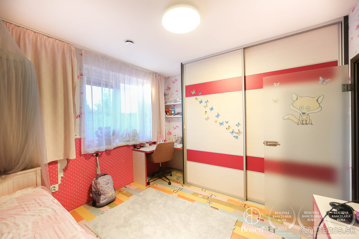 BOSEN | Na predaj výnimočný 5+1 izbový zariadený rodinný dom - 11