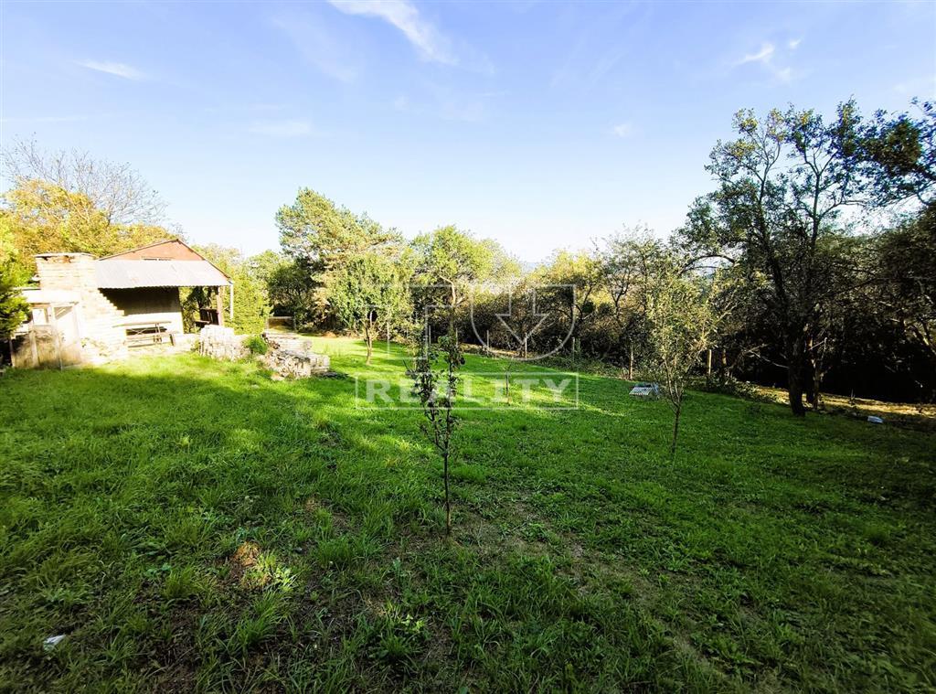 VÝHRADNE Pozemok s chatkou, Prešov, časť Kalvária, 950 m2 - 11