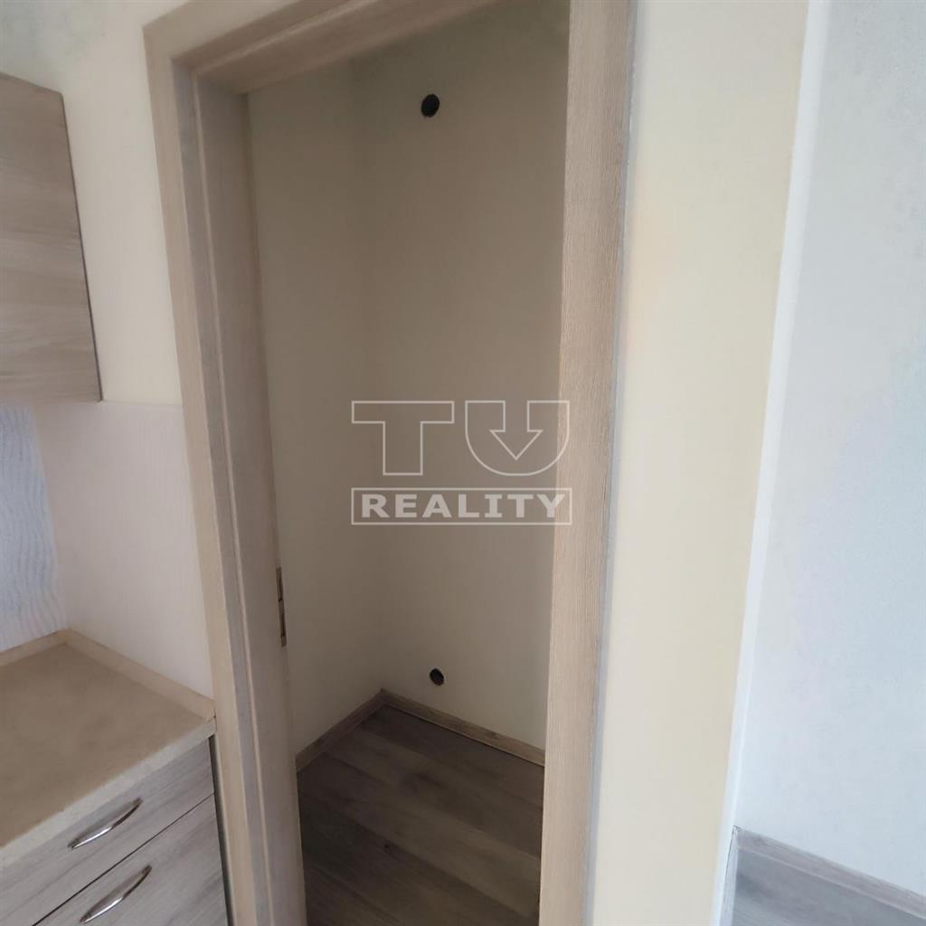 SLNEČNÝ 2i BYT NA SIHOTI, TRENČÍN - 11