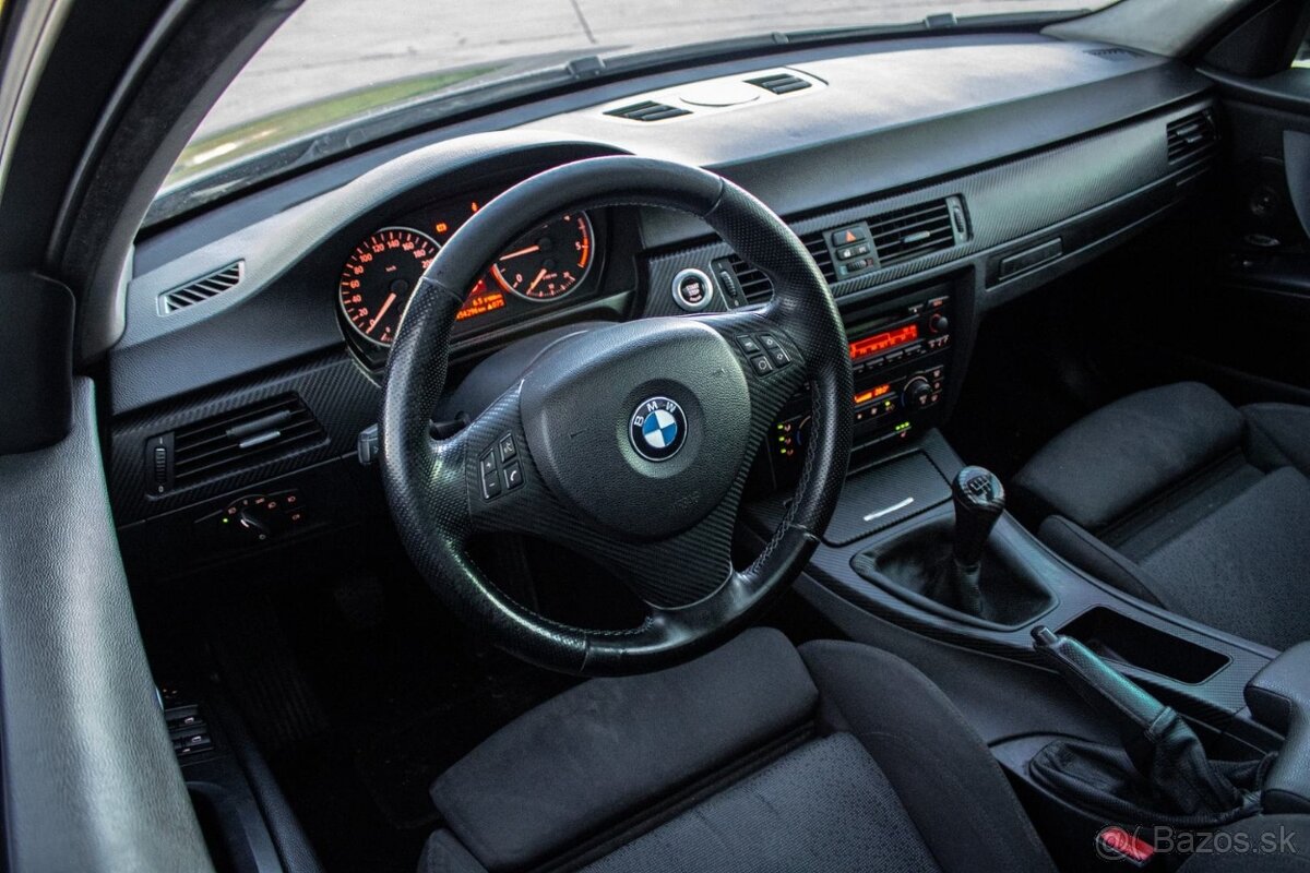 BMW Rad 3 Touring E91 320d, 120kW, M6, Panorama - 11