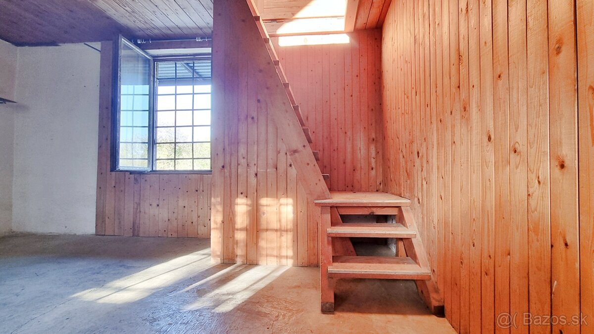 Priestranná murovaná chata s pozemkom 1583 m², Sever-Čičky - 11