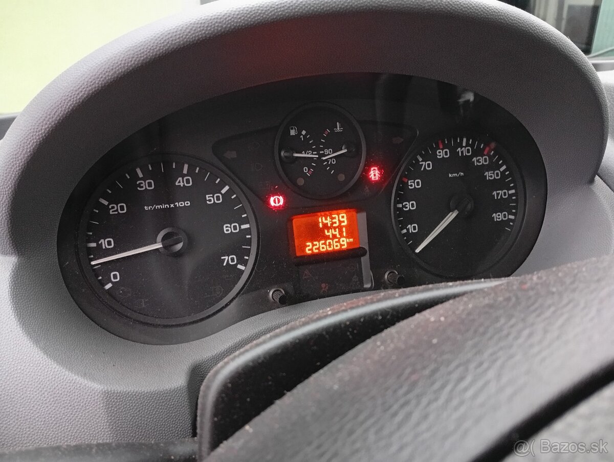 Predám Peugeot Expert 2.0HDI - 11