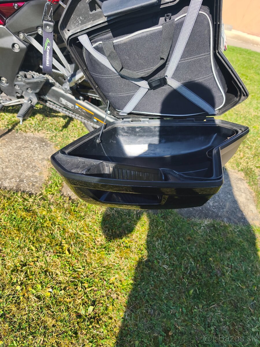 Kawasaki Ninja 1000SX - 11