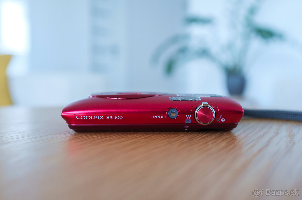 Nikon COOLPIX S3400 červený - 11