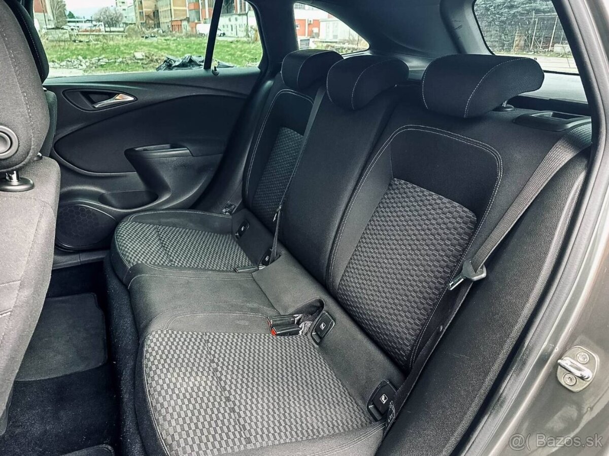 Opel Astra Sport Tourer ST 1.6 CDTI 110k Dynamic - 11