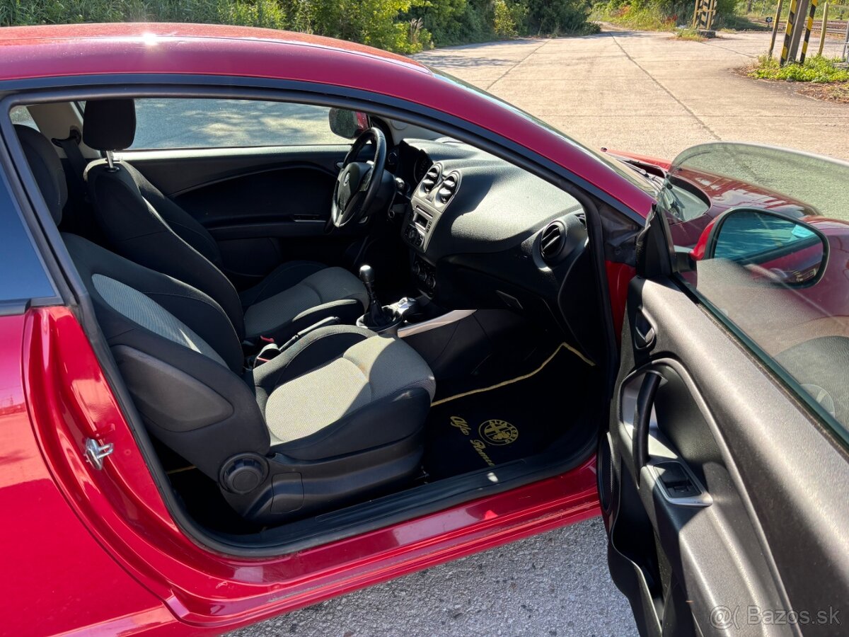 Alfa Romeo MiTo 1.4i - 11