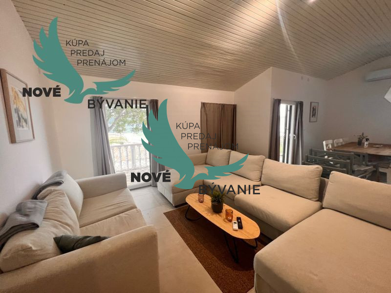 Na predaj dom prvý rad na mori s výhľadom na more v Chorváts - 11