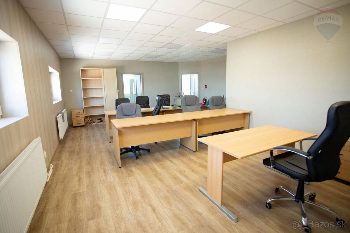 Na predaj moderná hala s administratívnym a sociálnym zázemí - 11