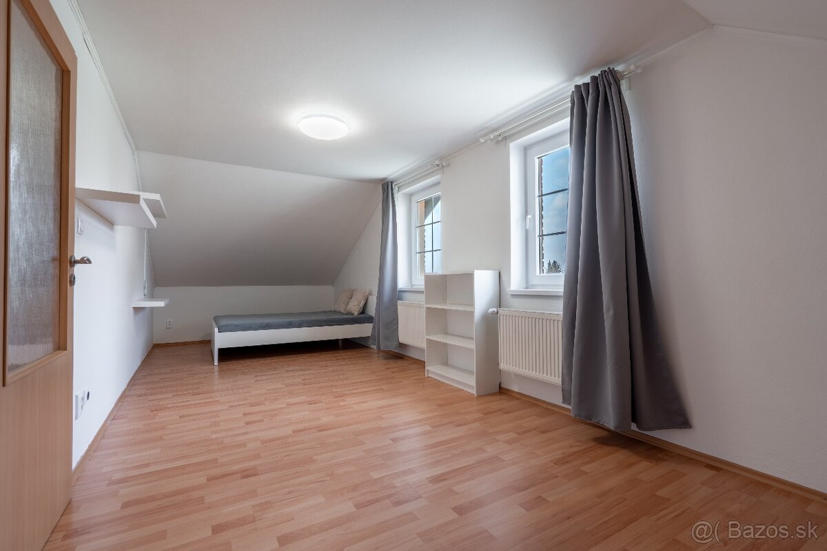 NA PREDAJ: Rodinný dom v obci Závod - 11