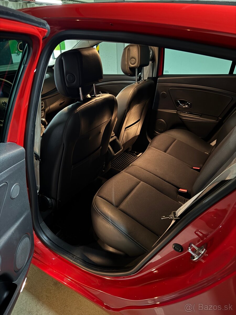 Renault Megane 2015 - 11