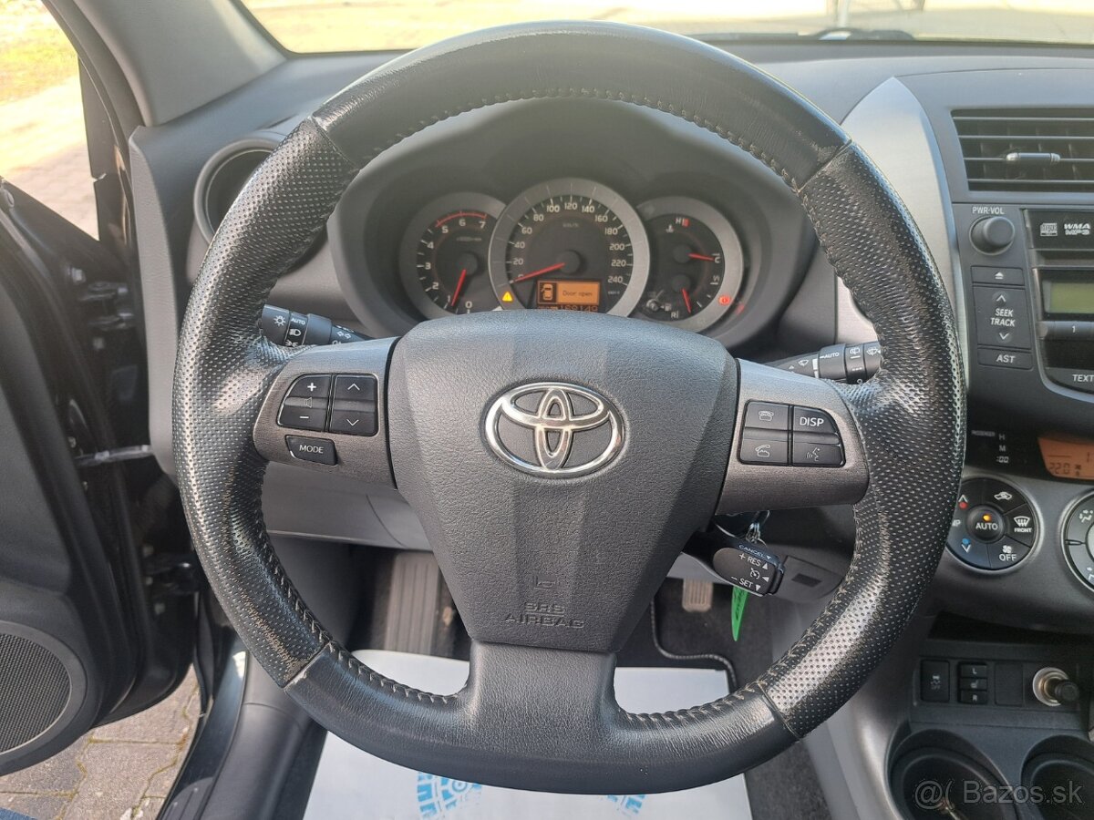 Toyota RAV4 2.2 D-4D 110 kw 4x4 M6 - 11