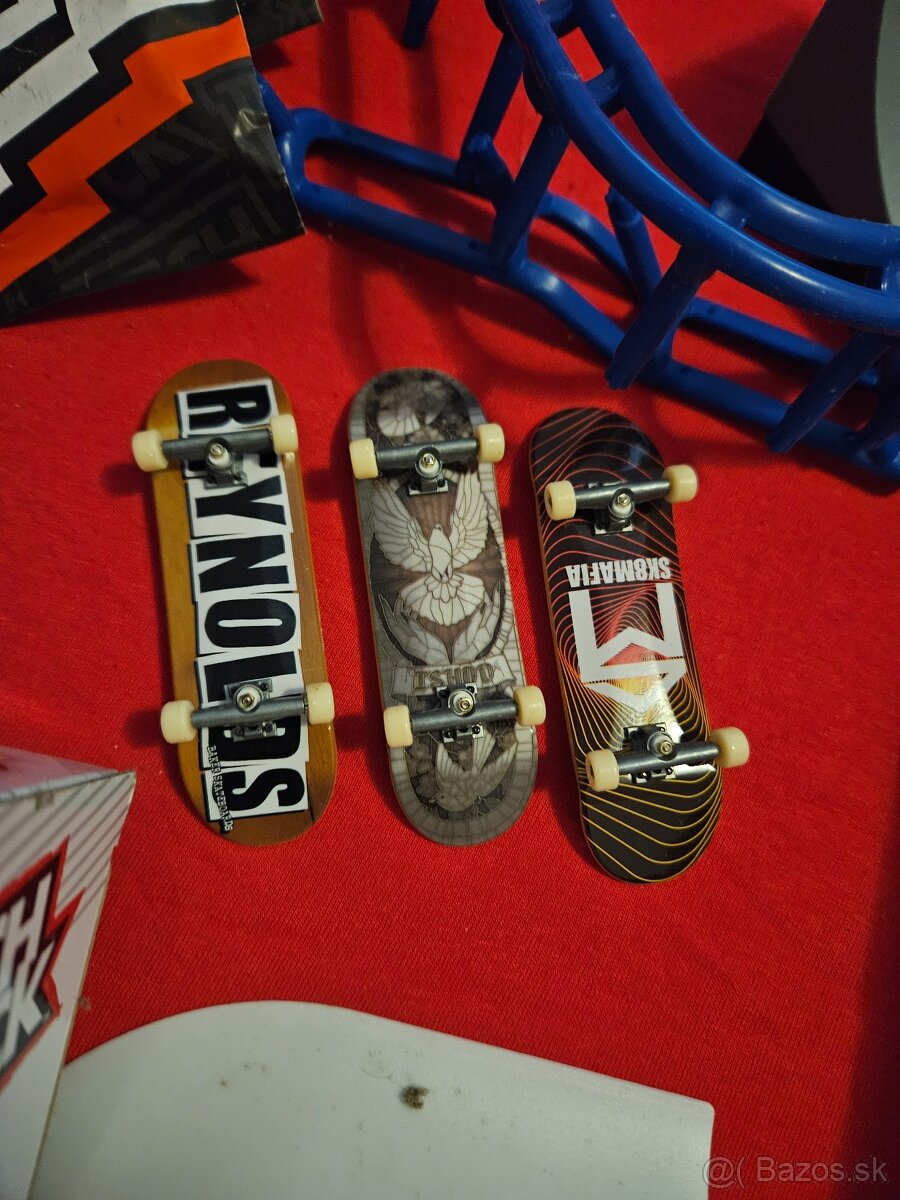 Predám hračky a tričká - 11