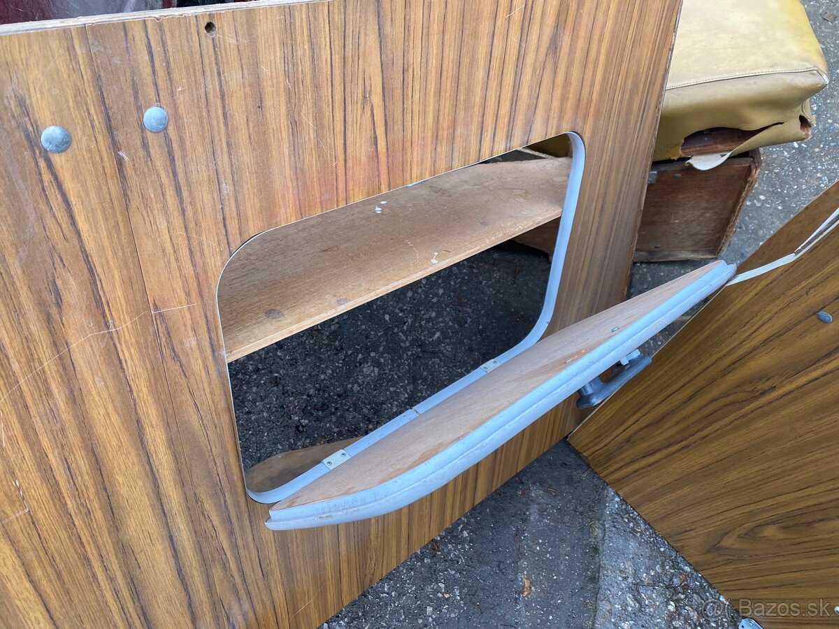 Volkswagen t2a originál westfalia interiér - 11