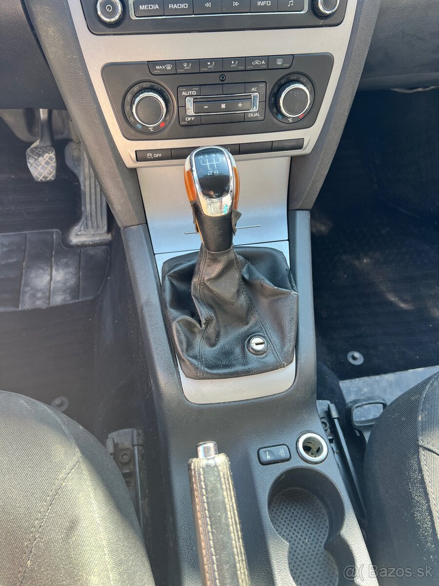 Predám škoda Octavia Facelift - 11