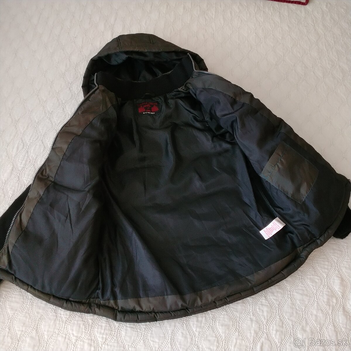 Teplá maskáčová hybridná army puffer bunda/vesta s kapucňou - 11