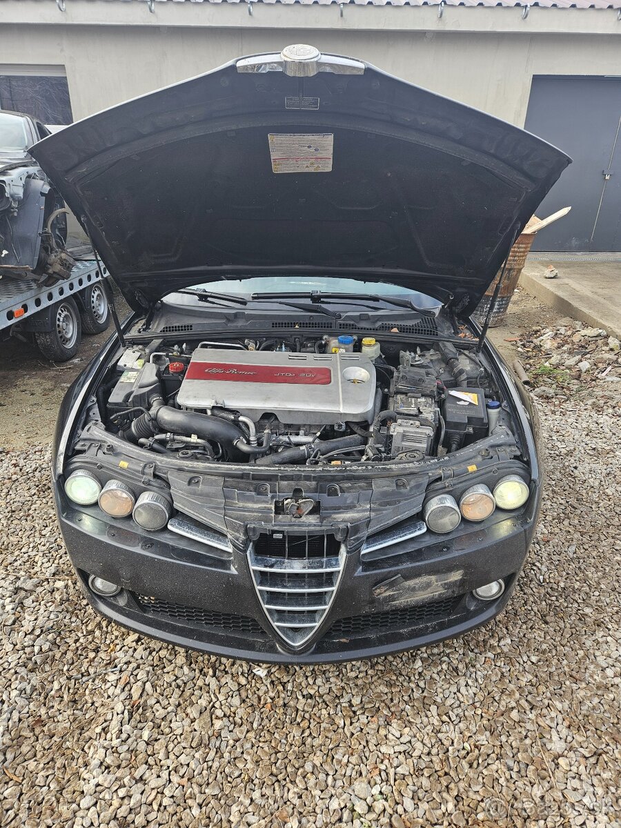 Rozpredam alfy 159 1.9 aj 2.4 jtdm - 11