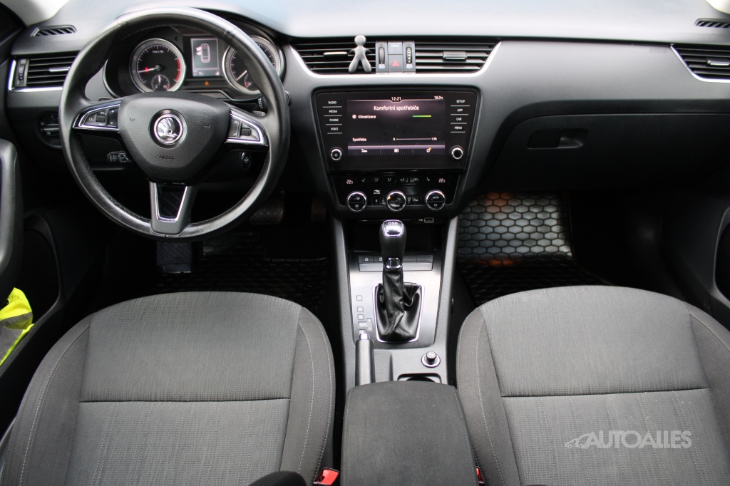 Škoda Octavia Combi 1,0 TSi DSG 85 kW STYLE - 11
