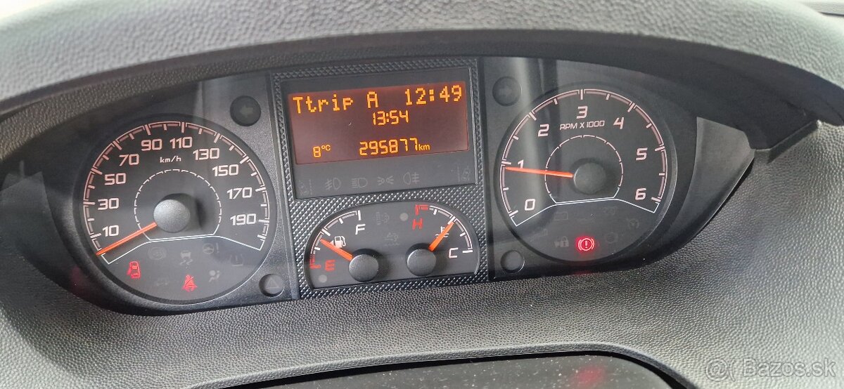 Peugeot Boxer 2.0 BlueHDi 160k 435 L4 - 7 MIESTNY VALNIK - 11