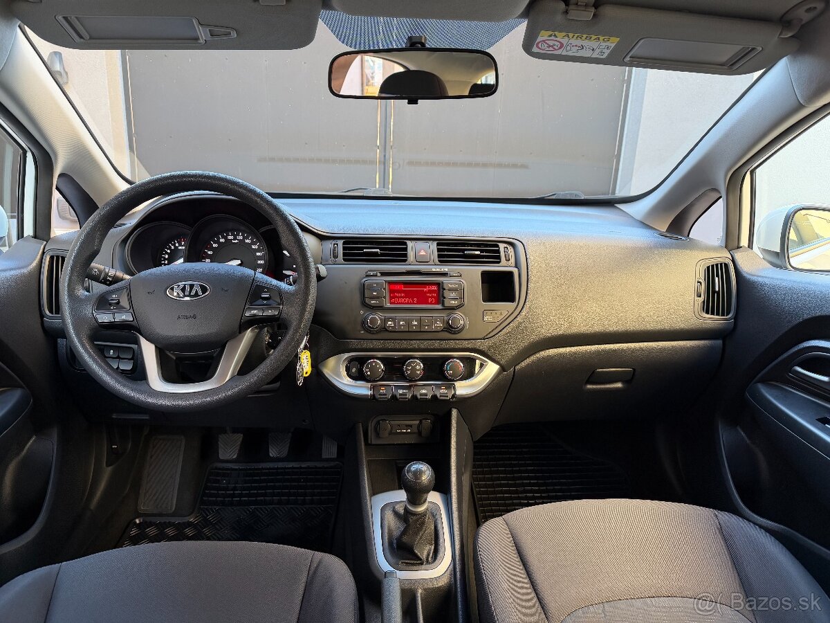 KIA RIO, 1,25 BENZÍN, MANUÁL, SILVER, 9/2014, 128 563KM - 11