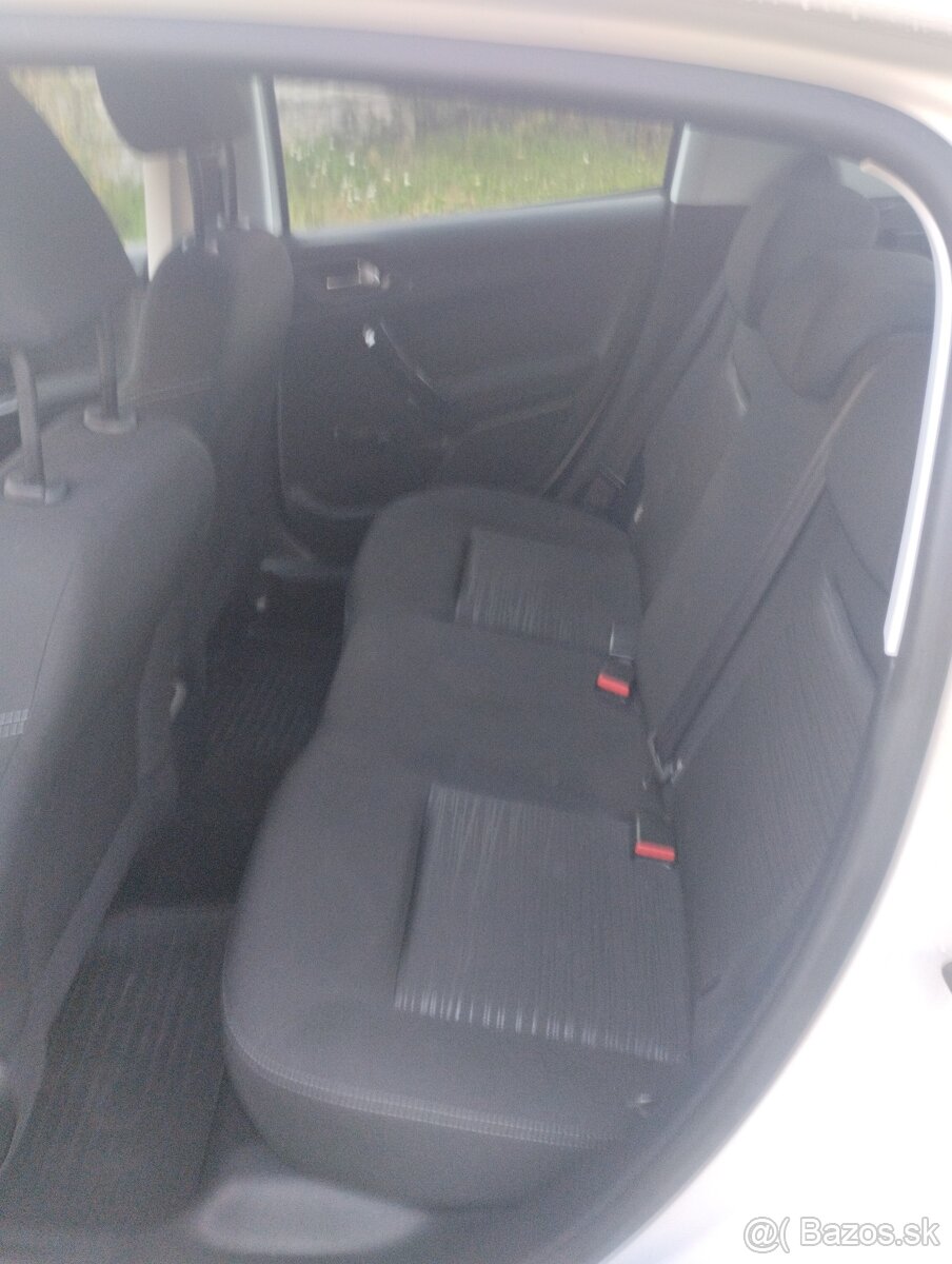 Peugeot 208 1.0vtiAccess - 11