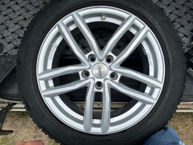 225/50 R17 225/50r17 audi a4 b9 - 11