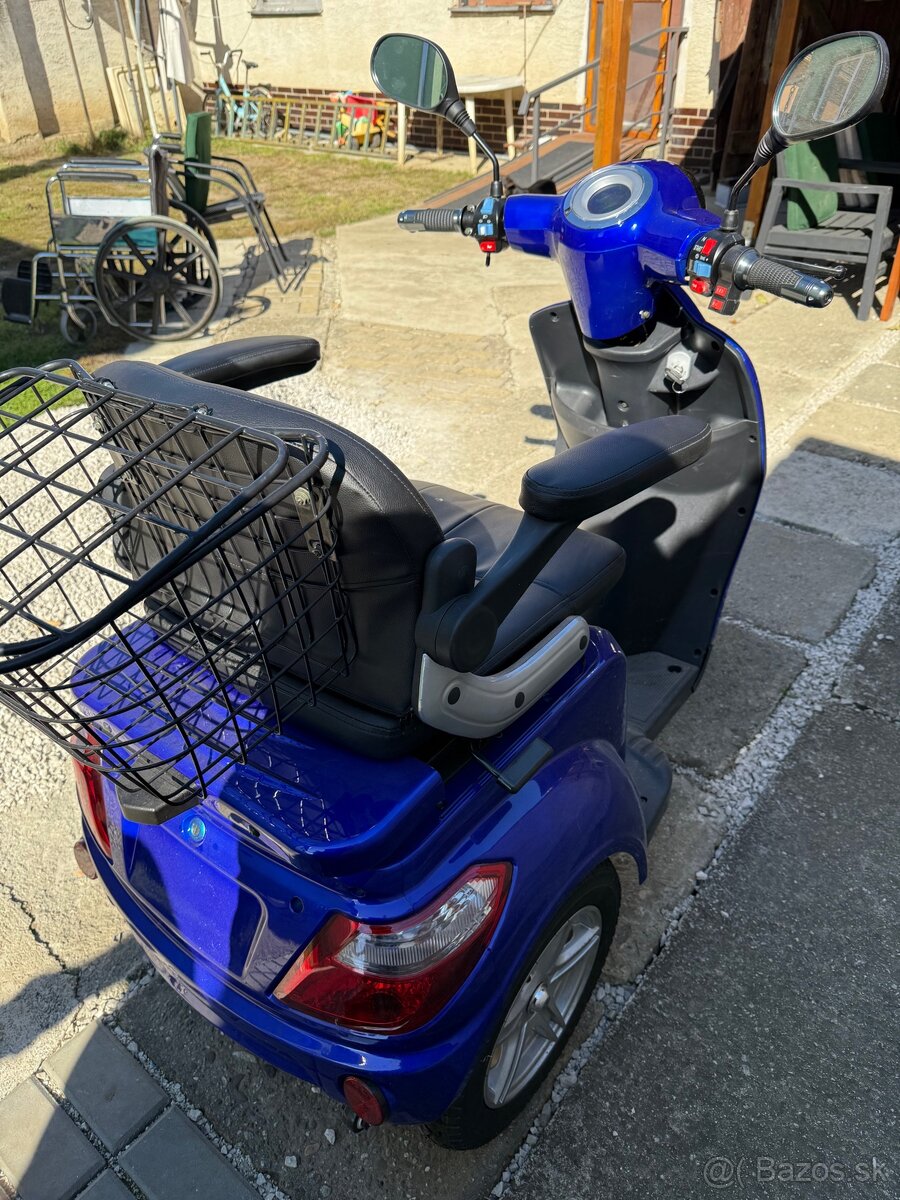 Predaj elektr. skútru ZTECH - ZT15F - 11