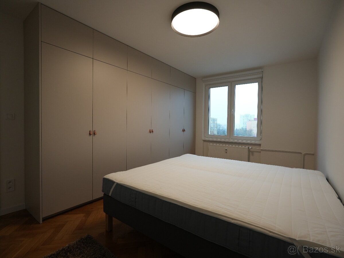 Prenájom 2-izb. bytu Košice- Staré Mesto ČSA - 11