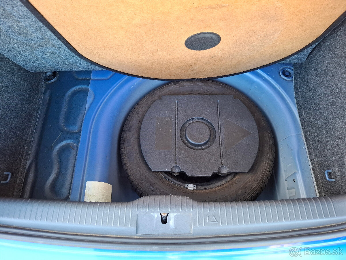 Volkswagen Polo - 11