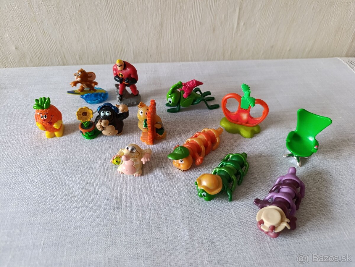 KInder figúrky - 11