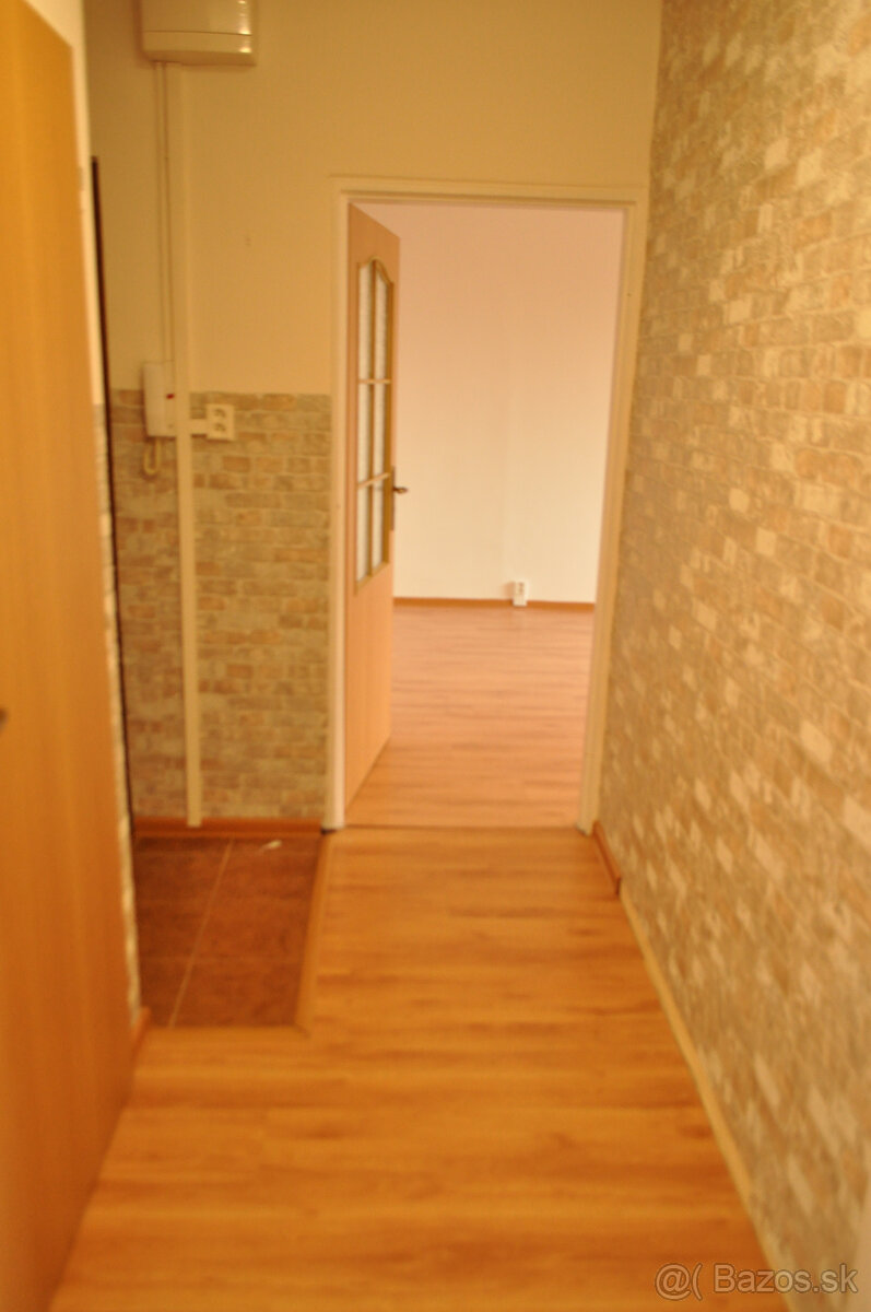 Prenájom bytu 3+1 s Loggiou, sídl. Tarča, Sp. Nová Ves - 11