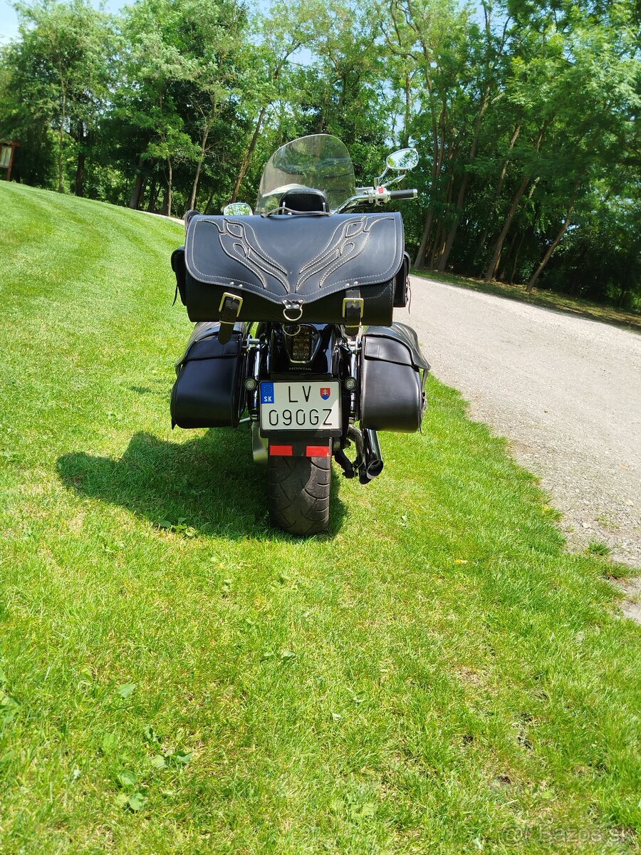 Honda VTX 1800 C - 11