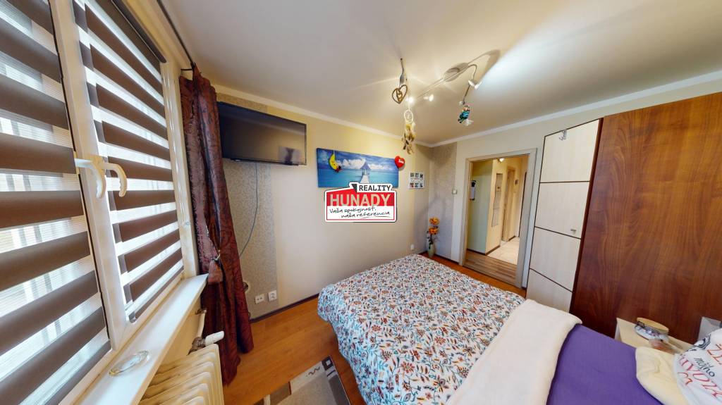 (42 m²) 1,5-IZBOVÝ BYT V SRDCI KOŠÍC - 11