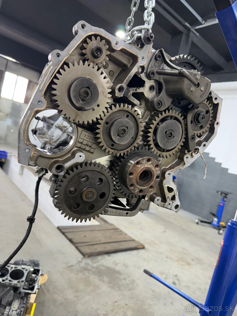 Vw T5 Caravelle 2.5tdi. 4motion Long - 11