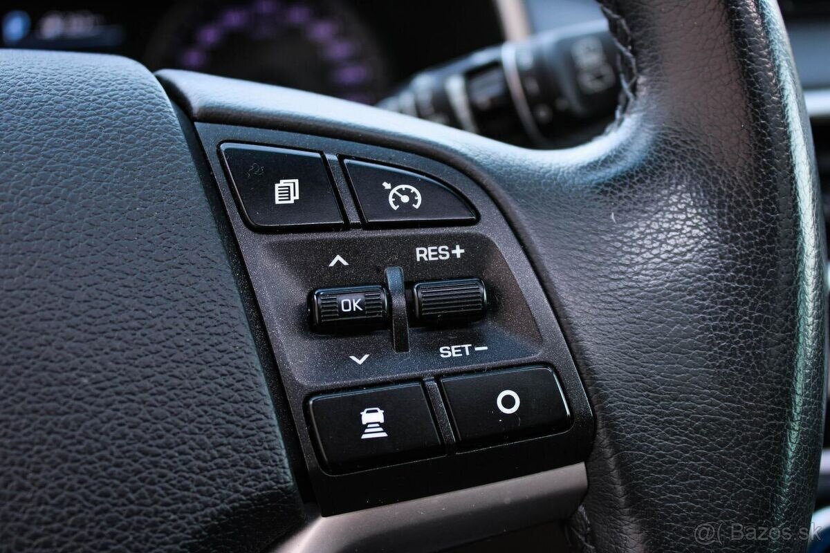 Hyundai Tucson 2.0 CRDi Premium A/T 4x4 - 11