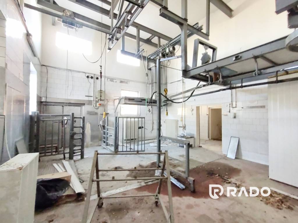 RADO | Na predaj bitúnok v blízkosti mesta Senica - Znížená - 11