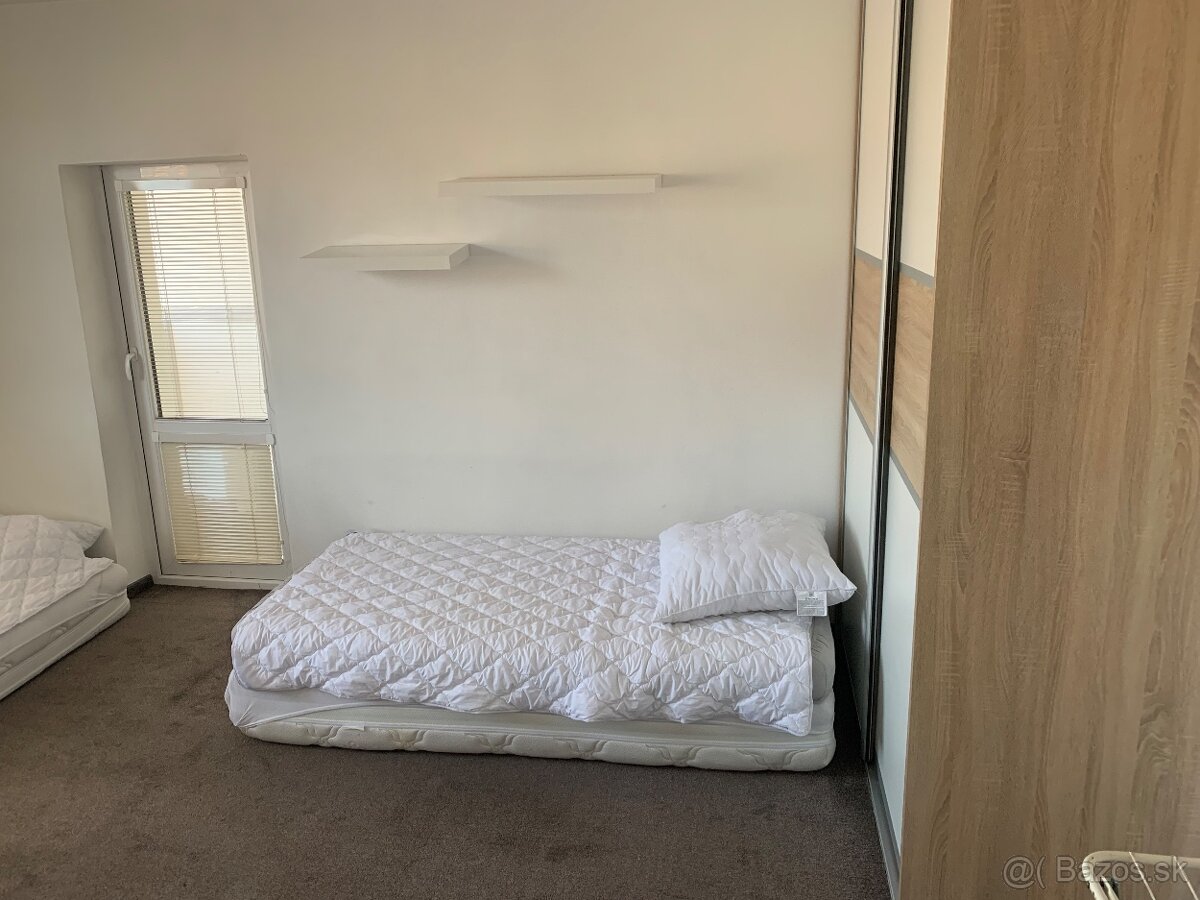 1izb byt v centre mesta na prenájom - 11