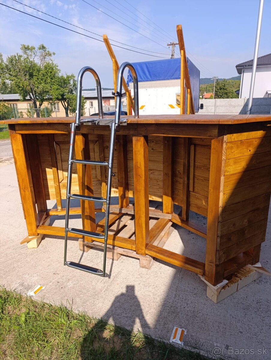 Kryt filtračnej jednoty, mólo a schody do bazéna - 11