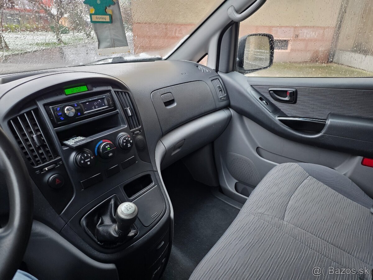 Hyundai H-1 2.5 CRDi - 11