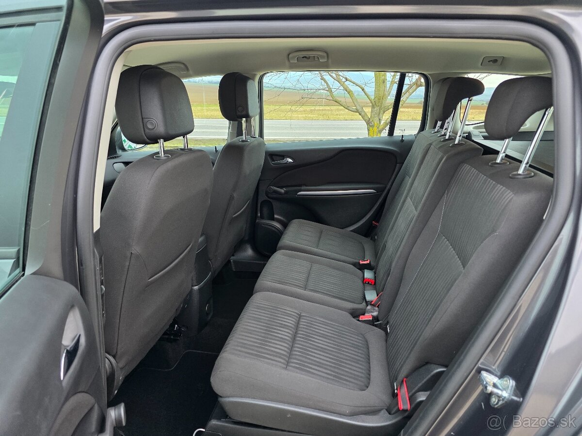 Opel Zafira 1,4benzín 2012 - 11