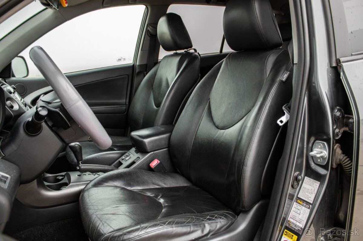 Toyota RAV4 2.2l D-CAT 110kW, A/T - 11