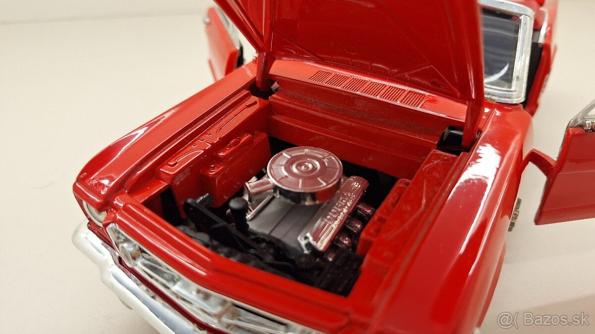 1:18 FORD MUSTANG 1965 - 11