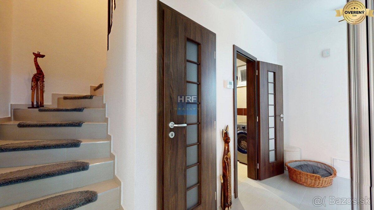 Krásny, zariadený 4izbový dom v Holíči - M. Terézie - 11